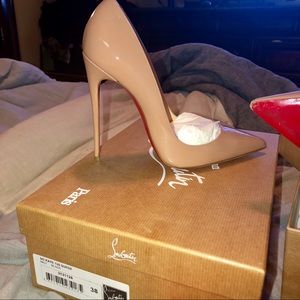 Cristian Louboutin So Kate